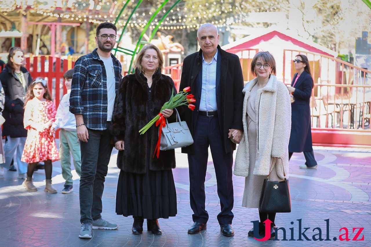 Paytaxtın 8 Mart ab-havası - FOTOLAR
